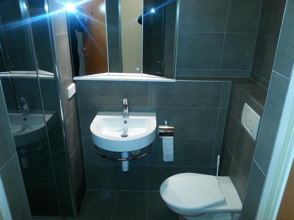 Apartments Barbic أوماغ الغرفة الصورة