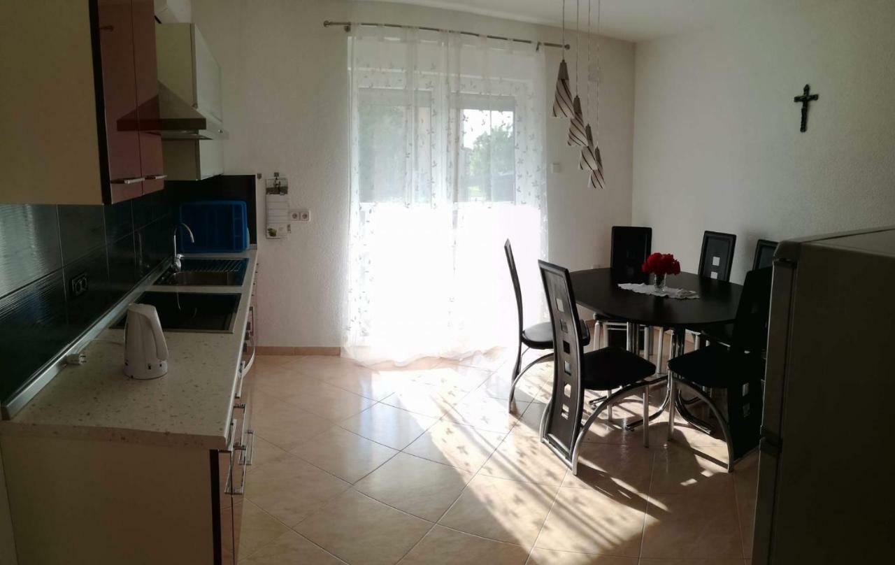 Apartments Barbic أوماغ المظهر الخارجي الصورة