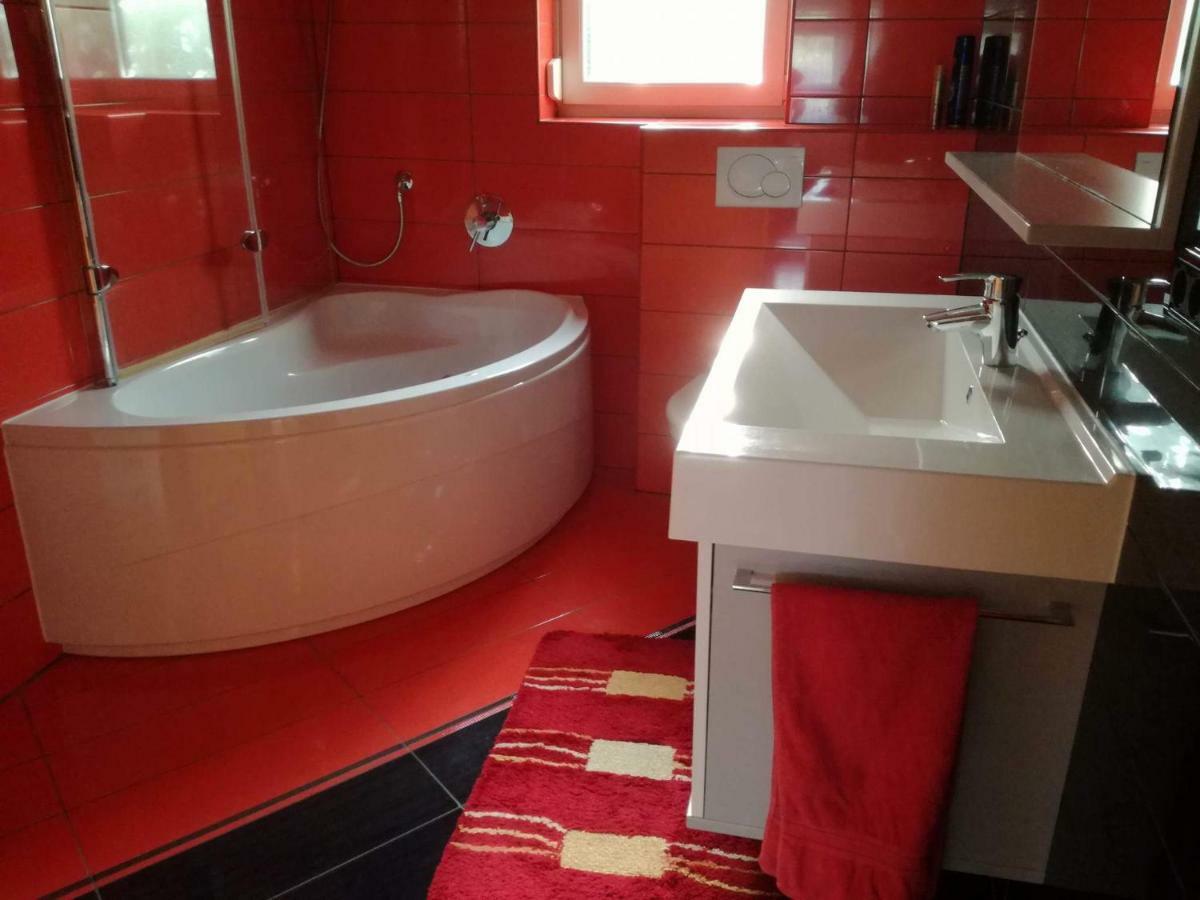 Apartments Barbic أوماغ المظهر الخارجي الصورة