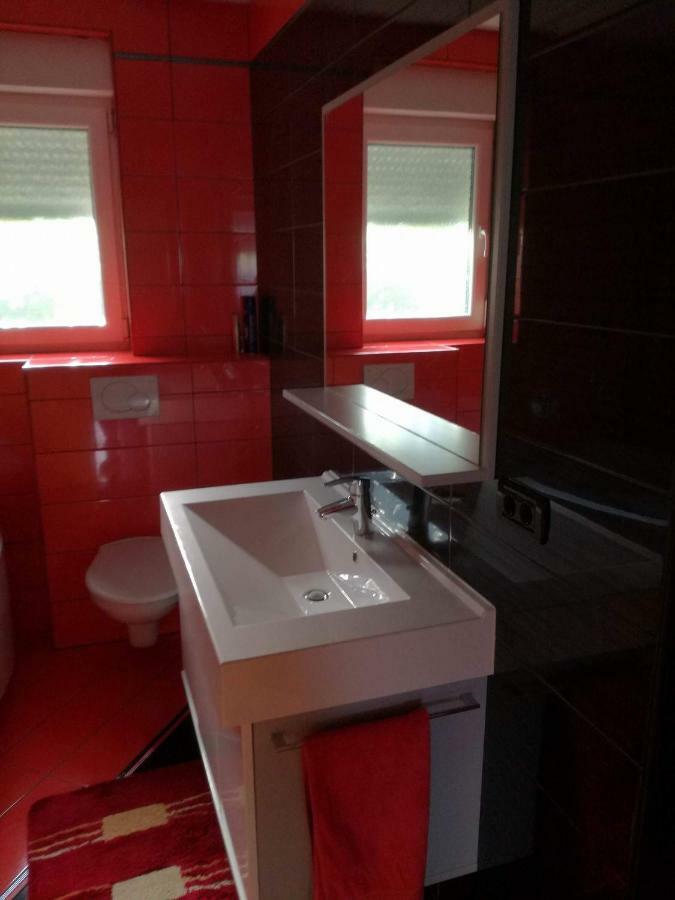 Apartments Barbic أوماغ المظهر الخارجي الصورة