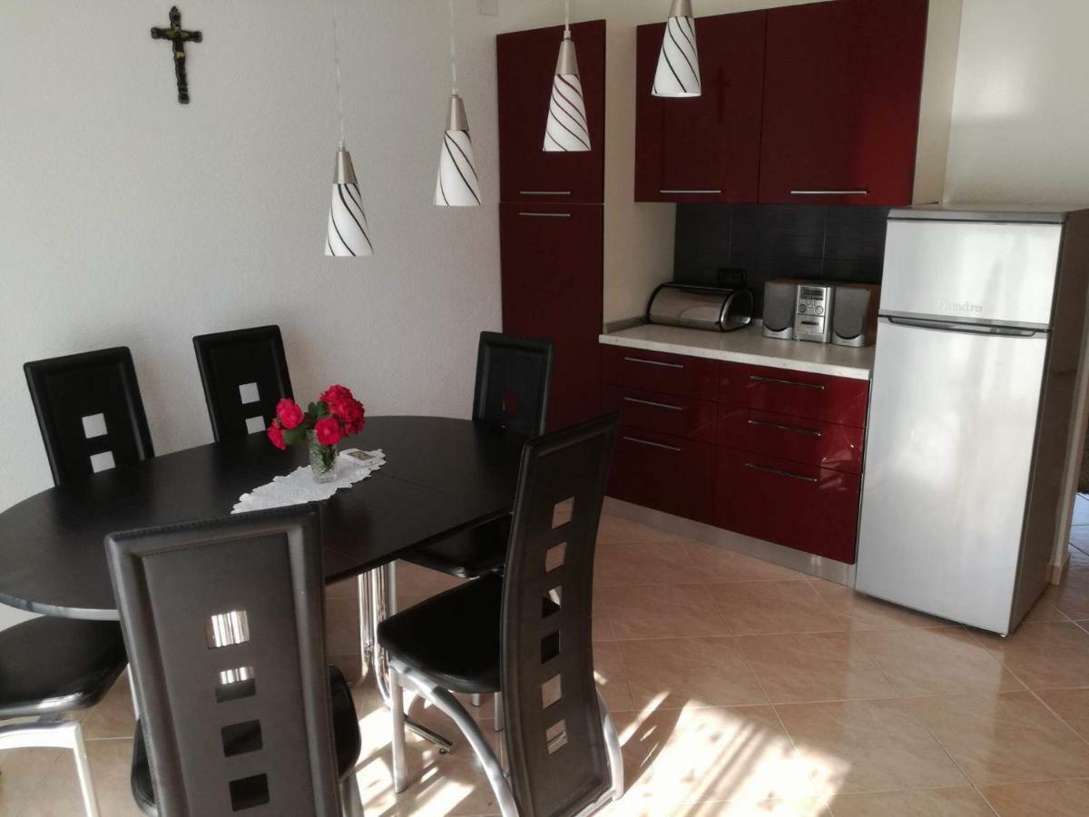 Apartments Barbic أوماغ المظهر الخارجي الصورة